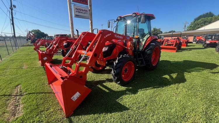 Kubota M7060HDC