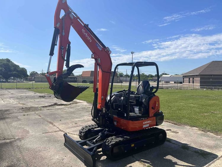 2023 Kubota KX040-4R1